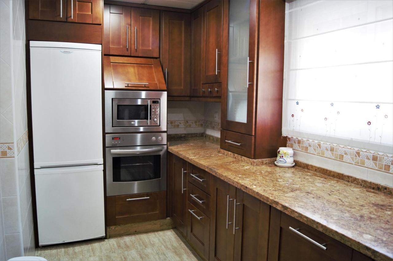 Amplio Piso 8 Mts Mezquita - Wifi - A/C - Parking กอร์โดบา ภายนอก รูปภาพ